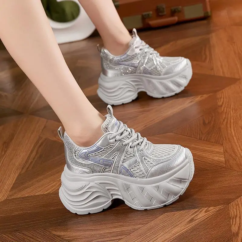

Casual Style Women's Sports Shoes Thick Bottom High Top Dad Shoes Leather Mesh Uppers Comfortable Casual Running Shoes