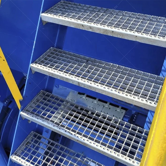 Personalizzazione Scala in metallo Gradini Scale