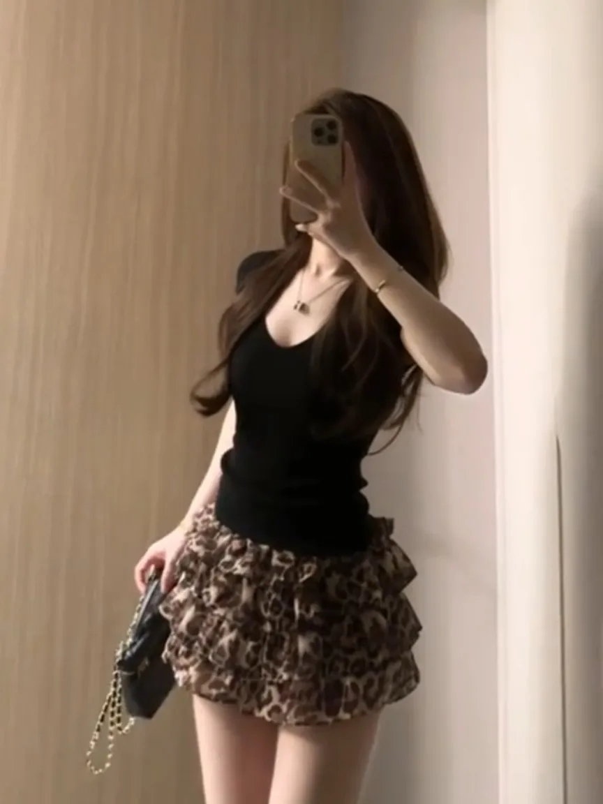 

Korean High-End Black Square Collar Short Sleeve Top Leopard Print Skirt Two-Piece Set Women Summer Slimming Fashionable Outfit