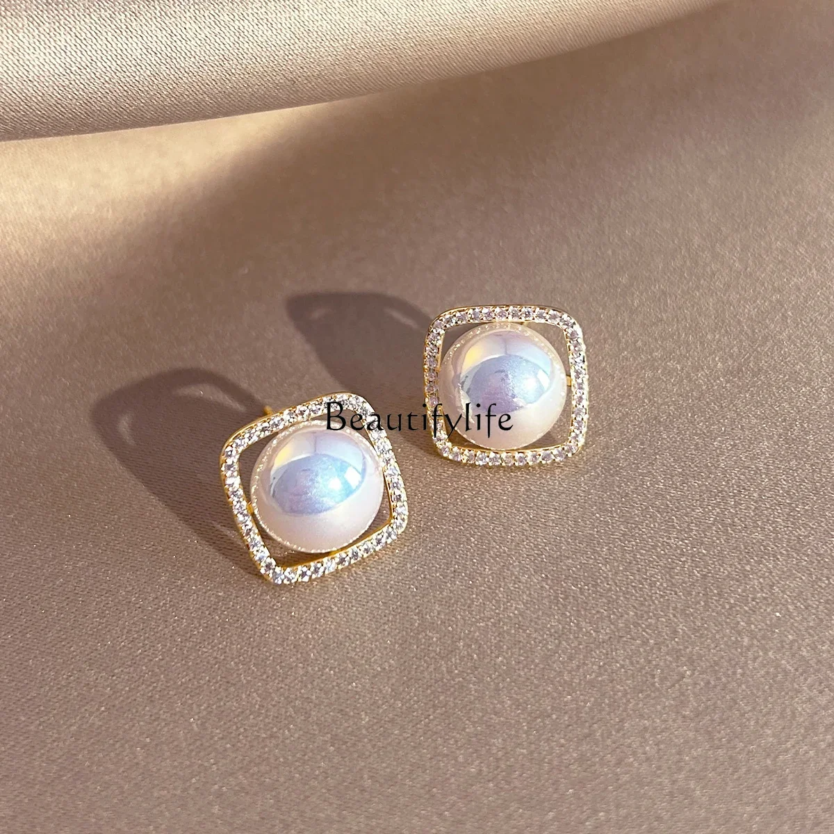 

Korean diamond-set pearl stud earrings women's sterling silver light luxury high-end earrings 2024 new explosion