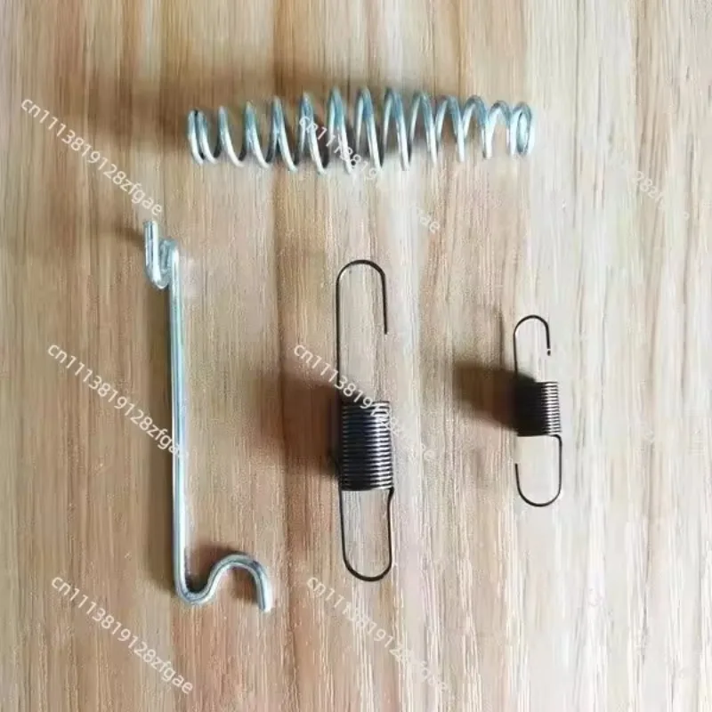 EY28 Governor rod adjusting spring throttle return spring Robin EY28B EY28C EY28D RB28 RB32B 7.5HP engine speed carb control