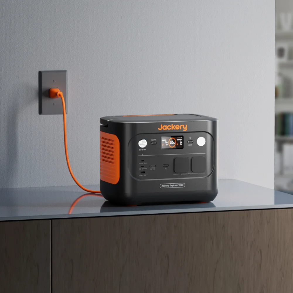 Jackery Explorer 1000 v2 Smaller Powerful 1000Wh LFP Powerstation 1070Wh Capacity AC/Solar/Car for Fast Charging Effortless Energy Source