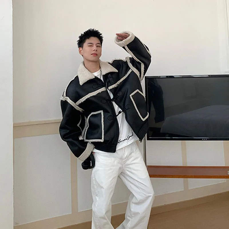 معاطف رجالية عصرية من الجلد بتصميم متباين الألوان مع طية صدر السترة سترات عصرية واحدة الصدر للرجال لخريف 2025 2A2274