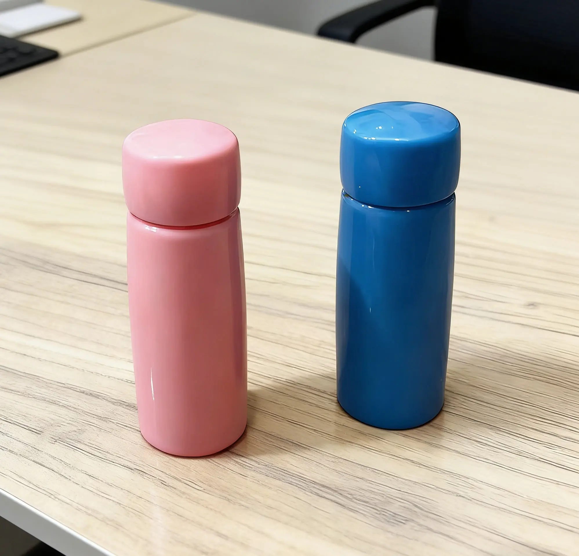 

2pcs Dollhouse Miniature Insulated Cup - Realistic Pink & Blue Water Bottle Props, DIY Decor Accessory for Dollhouse Scene Model