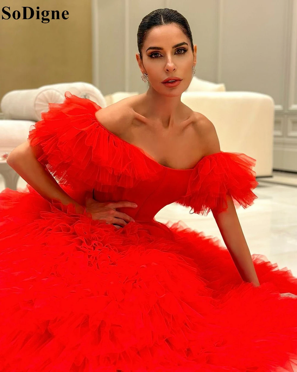 SoDigne Exquisite Red Evening Dresses Off Shoulder Tiered A-Line Pleated Ruffles Celebrity Party Dress 2024 Prom Gowns for Women