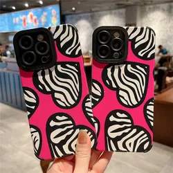 Stylowe etui na telefon z motywem Love Heart Zebra 14 11 13 12 Pro XS Max 7 8 Plus X XR SE zwierzę chroniona miękka obudowa