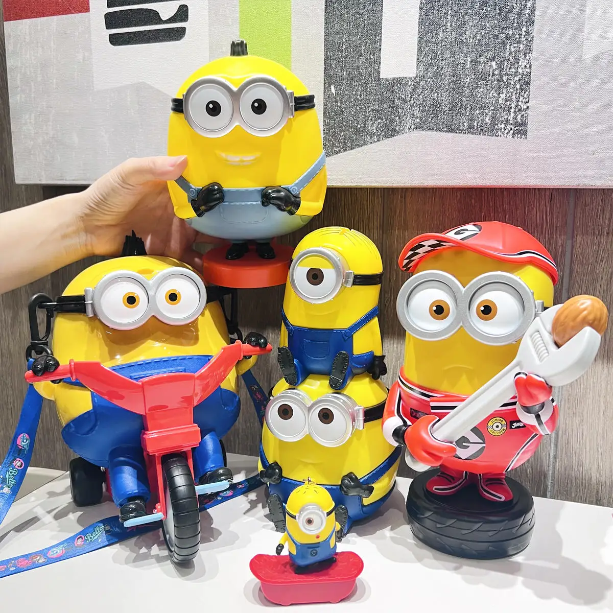 Minions Popcorn Bucket Series Peripheral Satchel Modeling Cup Otto Cycling Movie Exclusive Cinema Collection Children'S Gift Toy