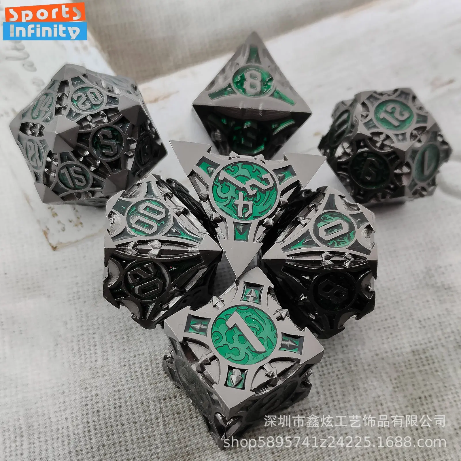 

Набор металлических кубиков из 7 шт., однотонные многогранные кубики для DND Running Team RPG D4 D6 D8 D10 D12 D20, набор кубиков для настольной игры