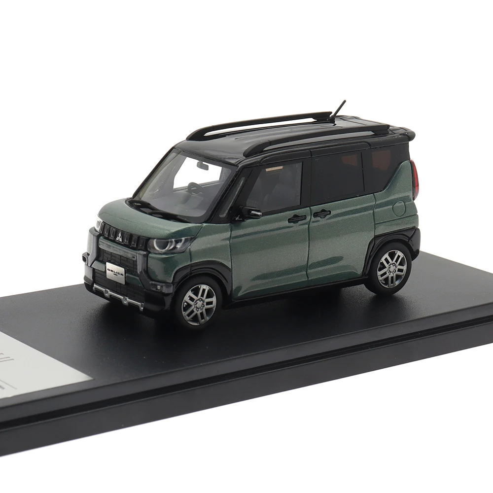 Hi-Story 1/43 Car Model (DELICA MINI 2003) Refined Resin Car Static Simulation Vehicles Collectible Decora Gift Ornamens