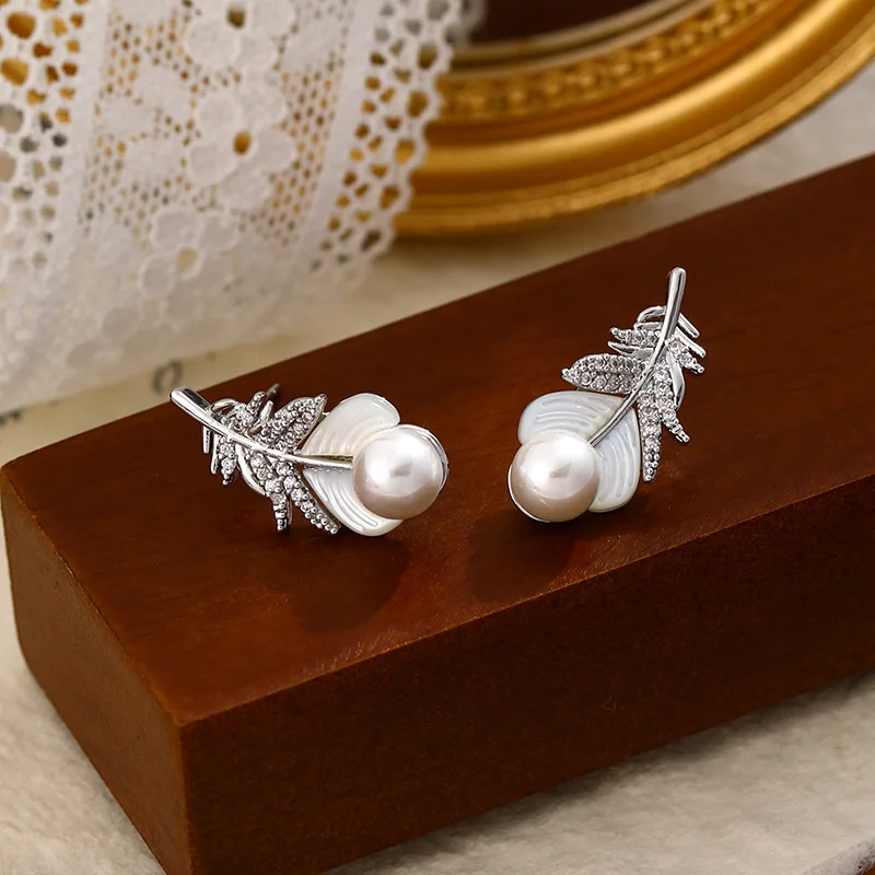 

2025 Feather Pearl Earrings 925 Sterling Silver Studs with Mother of Pearl & Micro-Pave Zirconia Hypoallergenic Jewelry