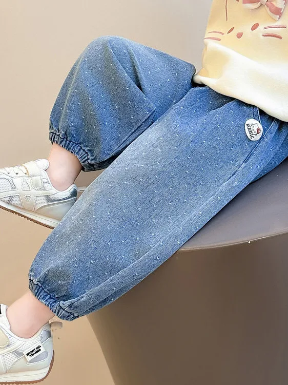 

Весна 2026: Модные джинсы для девочек, повседневные свободные брюки с отворотами, мягкие джинсовые штаны, детская одежда, трендовые детские брюки