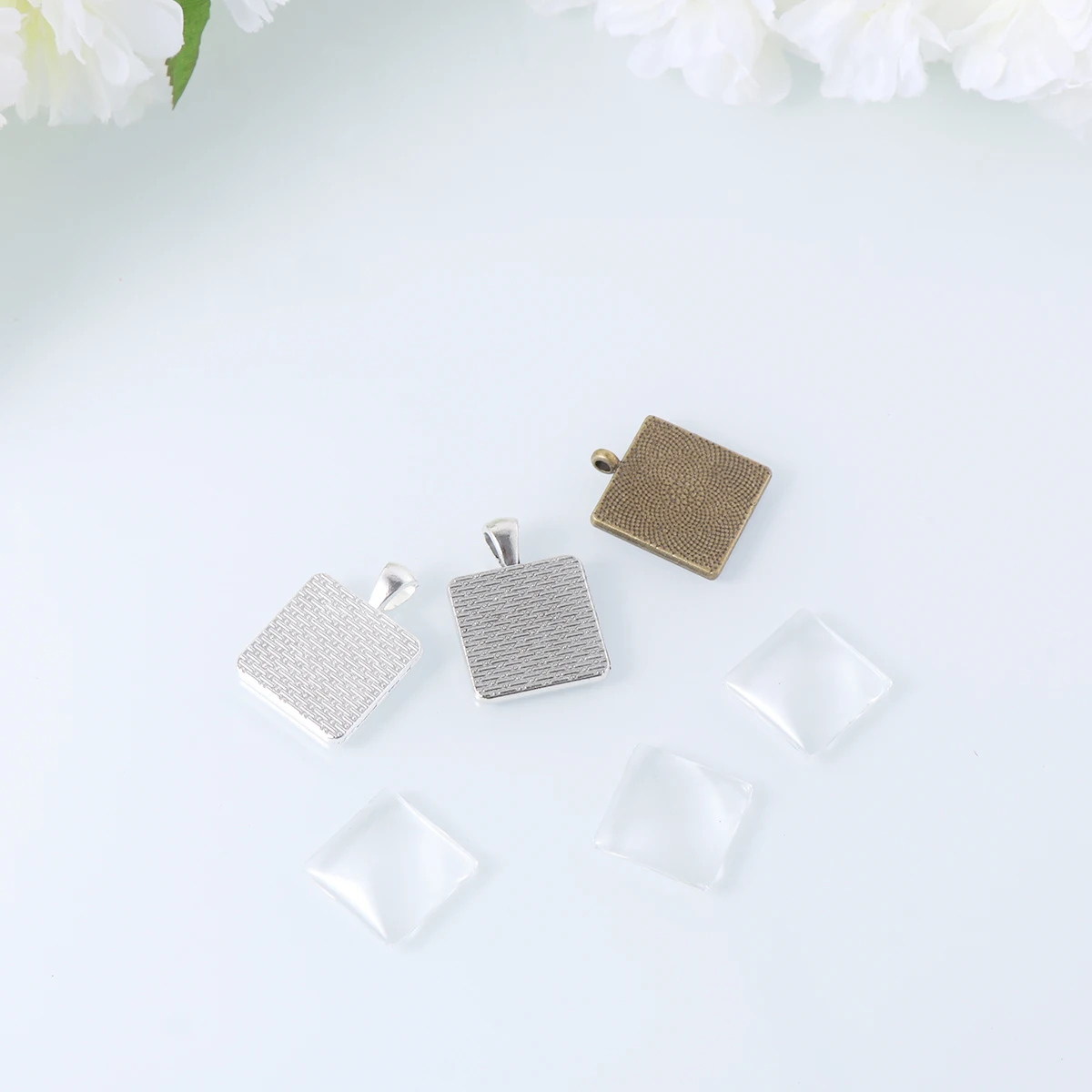 

18 Sets Retro Pendant Trays Square Bezel Dome Tiles Metal Alloy Glass Jewelry Making DIY Craft SettingsVintage Pendants