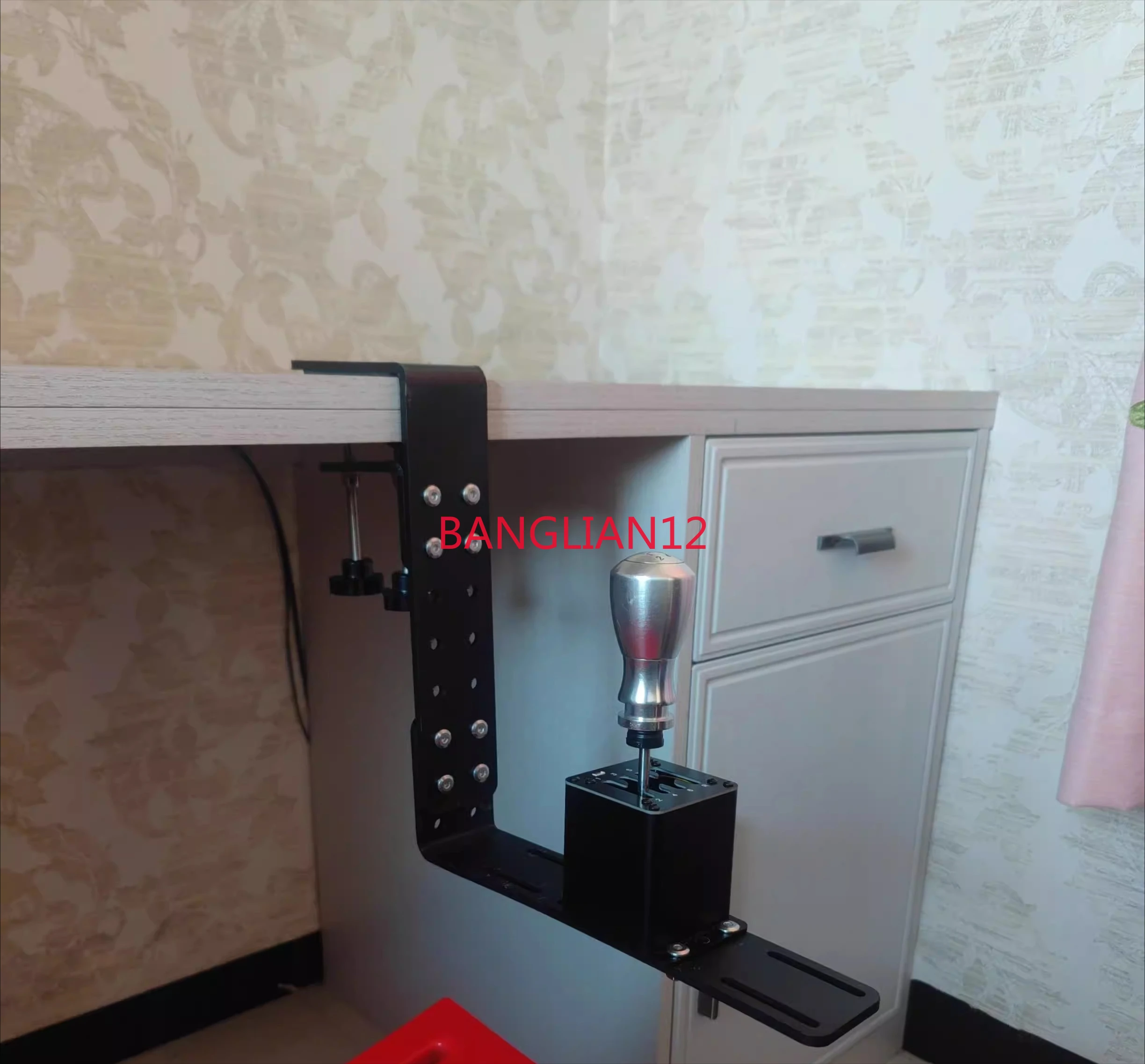 Emulator bracket, hand gear handbrake desktop fixture