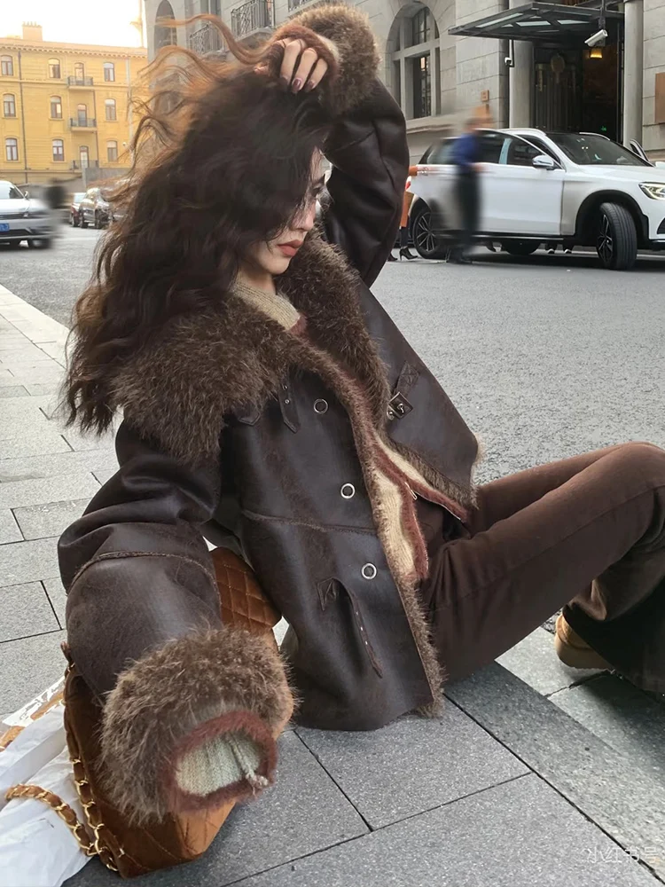 유럽 및 미국 스타일 2025 가을 신상 여성 레트로 루즈 캐주얼 라펠 긴팔 인조 모피 두꺼운 코트