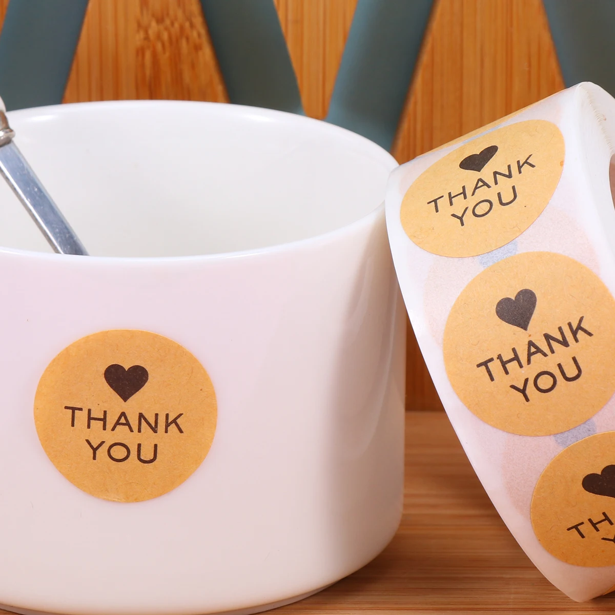 메리 크리스마스 스티커 선물 포장용 자체 접착 휴일 라벨 베이지 DIY 캔디 가방 비스킷 트리 노트북 어린이 선물