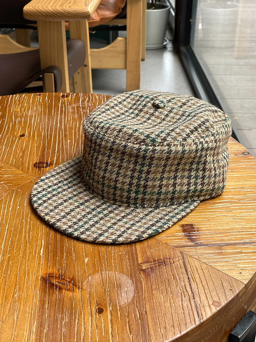 

Flat Brim Soft Top Autumn Winter Baseball Cap for Women Street Style Niche Fashion Couple Duckbill Cap for Men Trendy