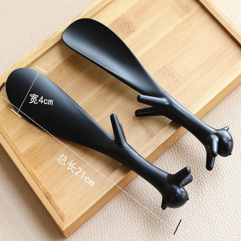 Прочный рожок для обуви в форме милой белки, съемник обуви с длинной ручкой, помощь для релаксации спины без изгиба, портативный рожок для обуви