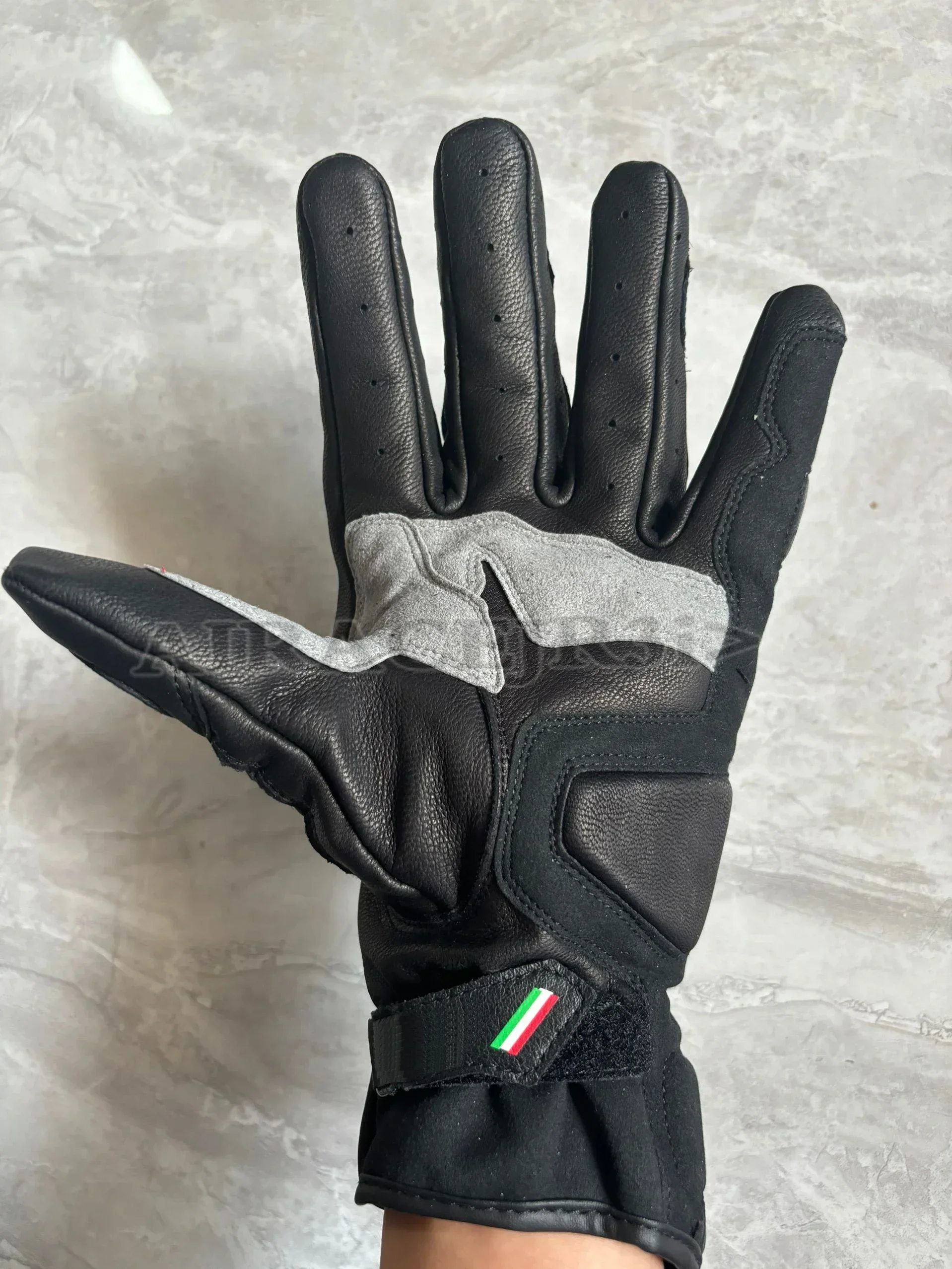 For DUCATI CORSE Motos Gp Touchscreen Leather Carbon Fibre Gloves Full Motorcycle Racing Fall Prevention Riding Cycling