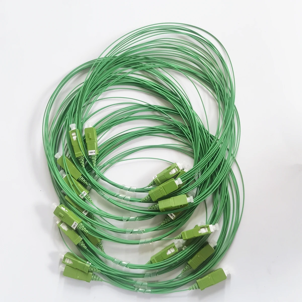 10 個の光ファイバーパッチコード SC/APC-SC/APC 4 メートル 0.9 ミリメートル延長ケーブルシンプレックス屋内 FTTHConvert パッチコード曲げに敏感ではない