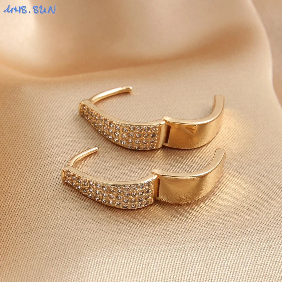 Mhs.Sun Cubic Zirco… - image