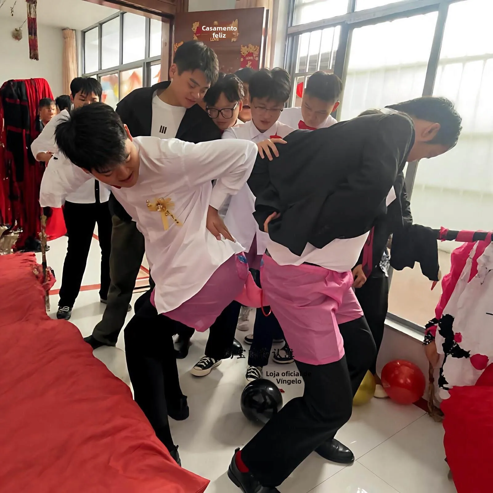 melhores-acessorios-para-casamento-calcas-de-elefante-para-padrinhos-aderecos-para-jogos-de-noivado-aderecos-especiais-par