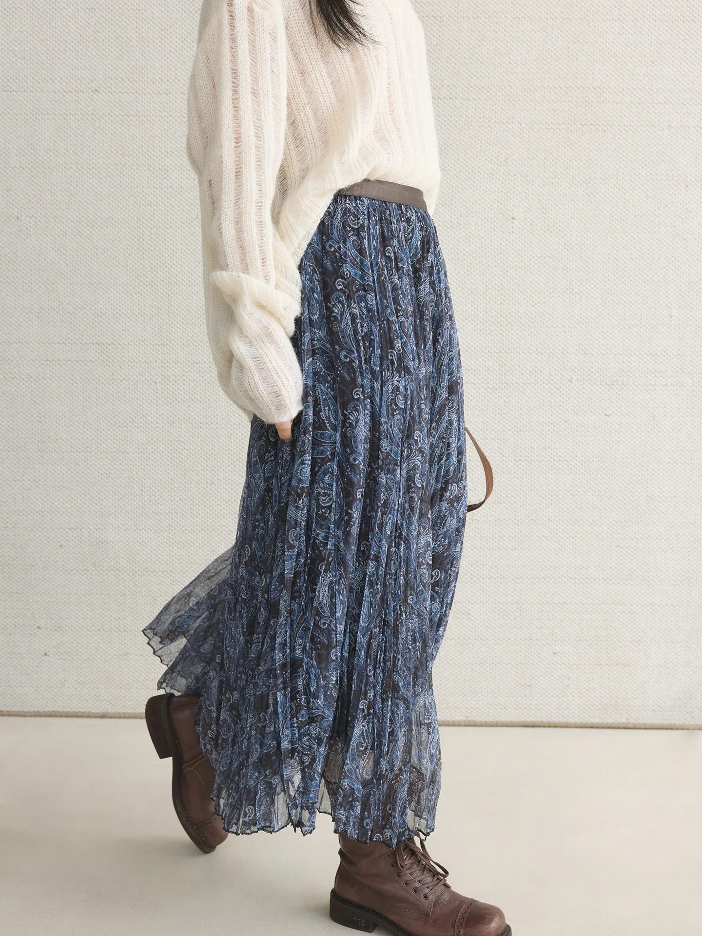 

Early spring new Korean retro high waisted paisley pattern pleated half skirt big swing A-line long skirt for women