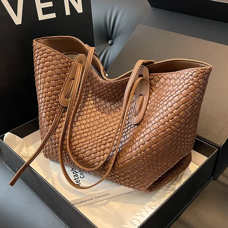 

New Large Capacity Women's Handbag Wallet Luxury Bag Fashion Designer Bag 2025 New Designer Retro Women's Shopping Travel Bag