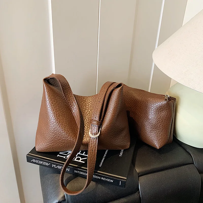 حقيبة كتف عصرية لعام 2025، محفظة كروس كاجوال للنساء، حقيبة عصرية من النهار إلى الليل، حقيبة حبال بسيطة، مقبض علوي مزخرف #1