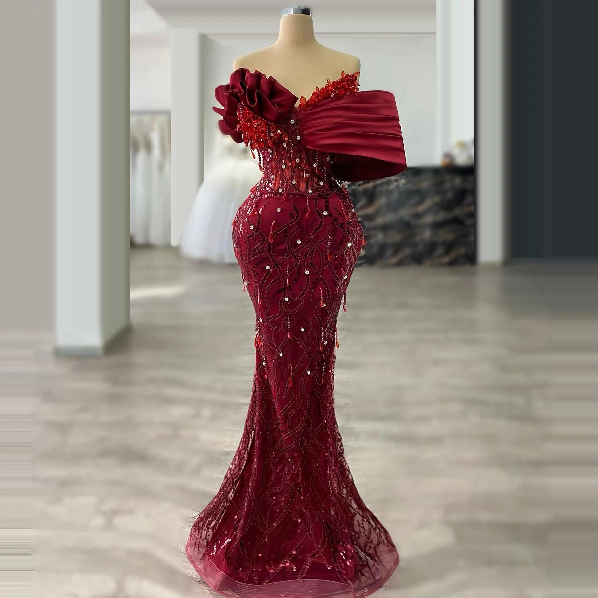 로우아임 고품질 럭셔리 레드 롱 볼 가운, 비즈 장식 머메이드 러플 소매 이브닝 가운, 아랍식 정장 롱 로브
