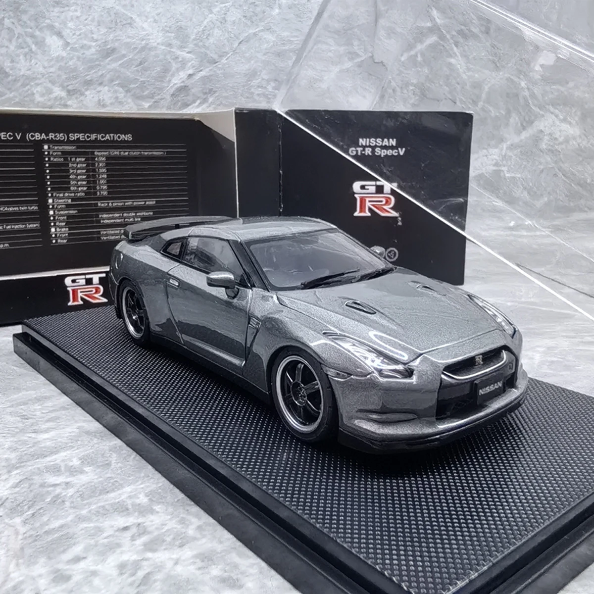 ebbro-coche-de-juguete-nissan-gt-r-gris-de-aleacion-fundida-a-escala-1-43-modelo-de-coches-deportivos-clasicos-regalo-para-adultos-souvenir-exhibicion-estatica