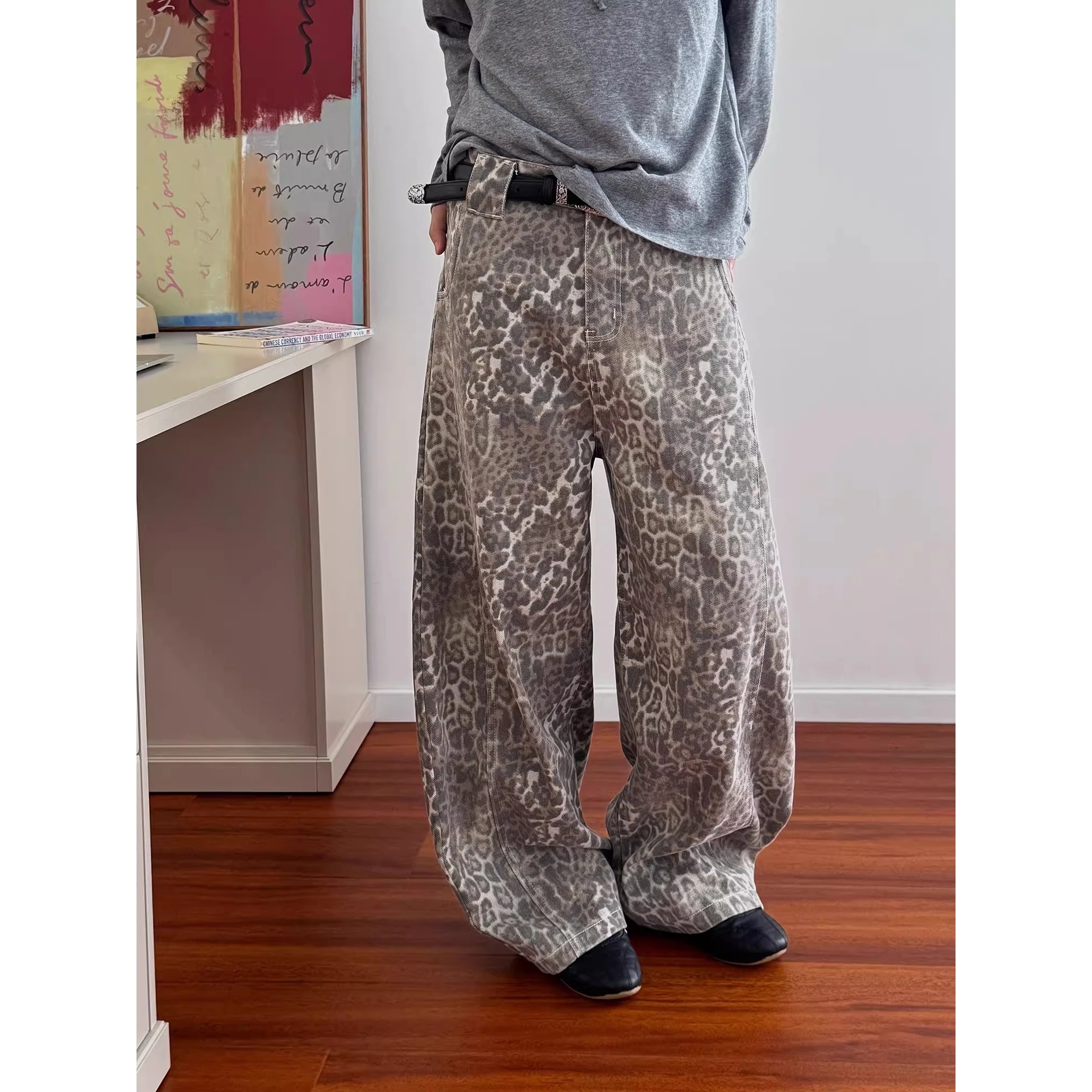 

American Waed Leopard Print Loose Knife Jeans Men Women Casual Straight Leg Denim Pants Trousers for Teens And Adults