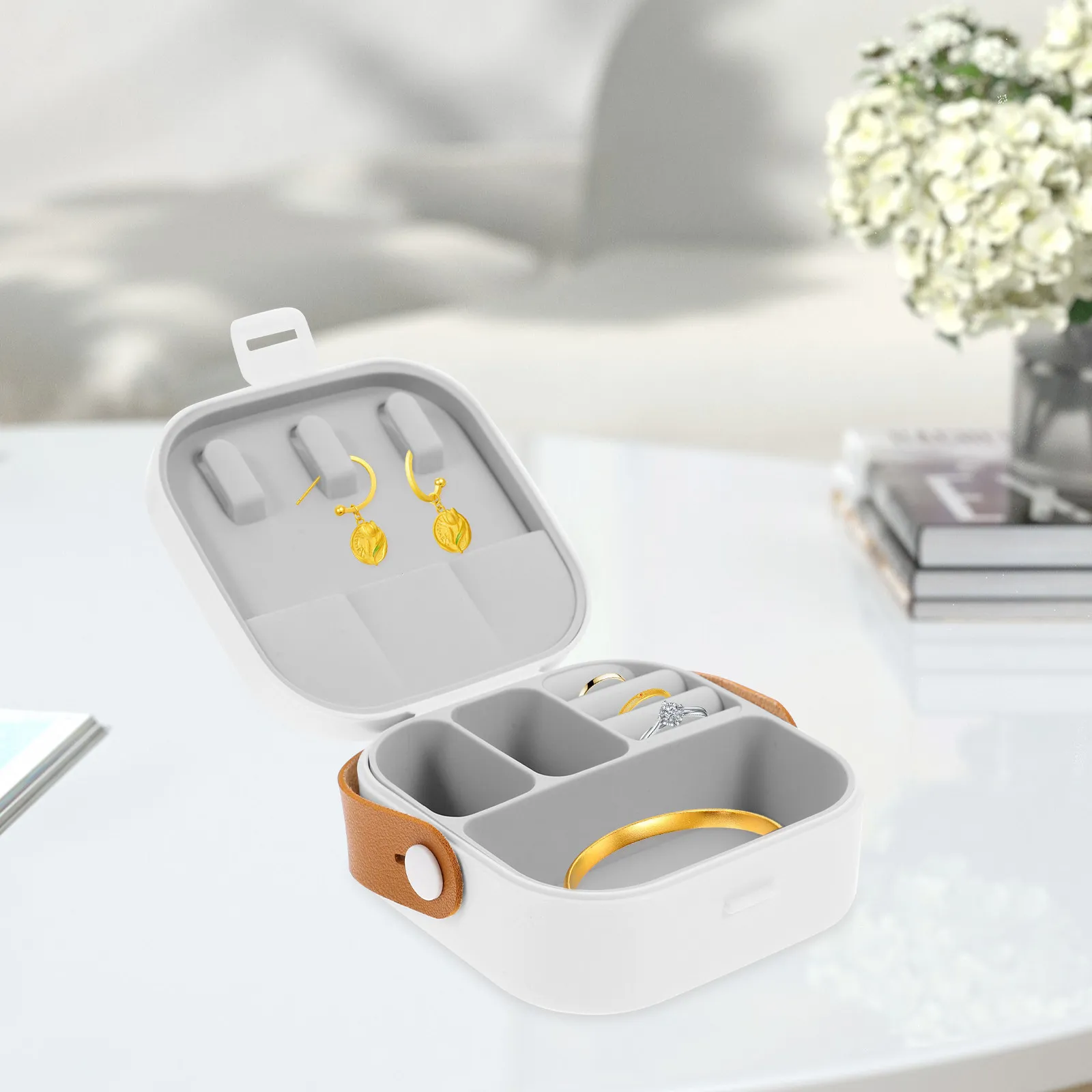 

Mini Small Jewelry Organizer Box Portable Travel Case for Rings Earrings Necklaces Jewelry Storage Small Trinket Box