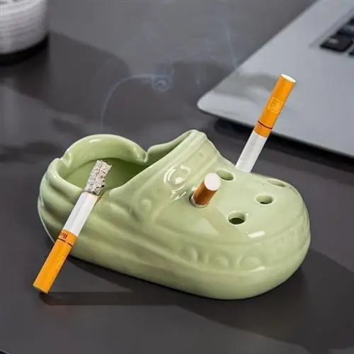 Burning ash shoes art bowl ash V tank household, creative ash tank cute hole tank ceramic ashtray office