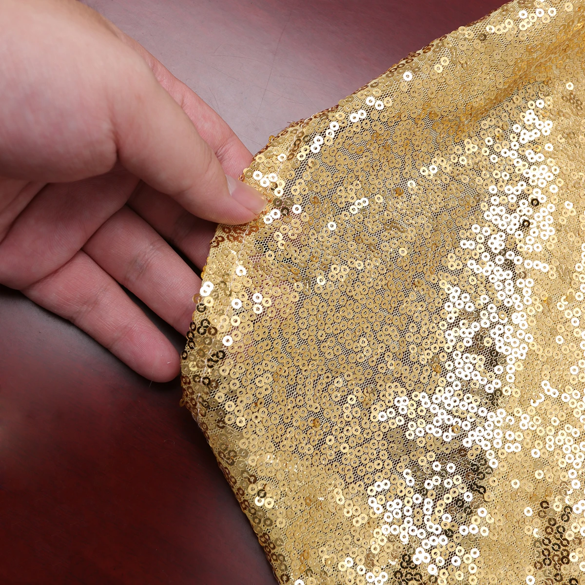 

Sequin Tablecloth Round Cover Sequins for Wedding Tablecloths Runner Pearlescent