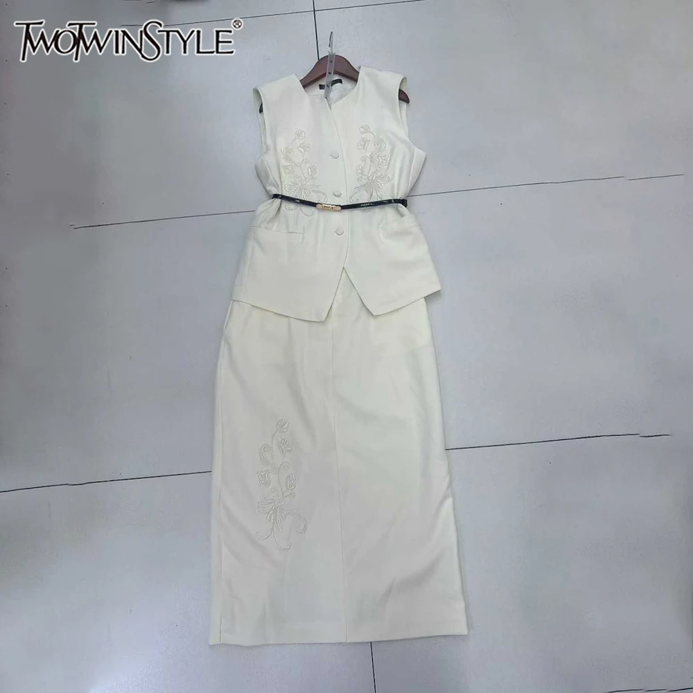 

TWOTWINSTYLE White Two Piece Set for Women Floral Embroidered Tank Top Belted Waist Midi Skirt Suit for Office Commute KSE560531