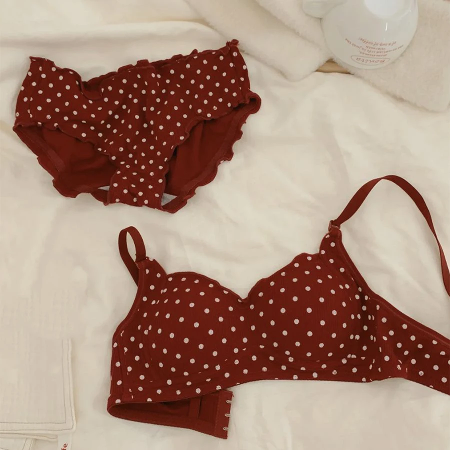 

Y2K Harajuku Sweet and Spicy Girl Red Underwear Set with polka dot print gathering no steel ring comfortable top support bra