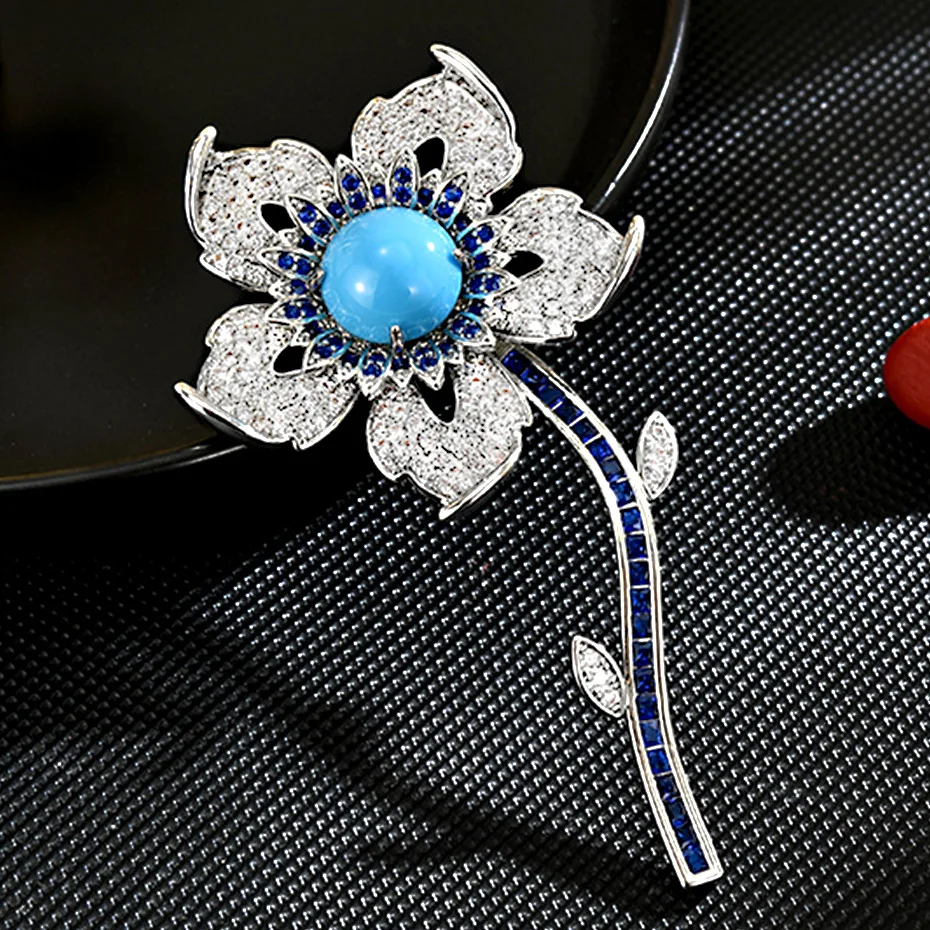 

Изысканная брошь с микроинкрустацией цирконами в ретро-стиле, элегантный дизайн с красными и синими цветами, высококачественные аксессуары для женщин, модные украшения.