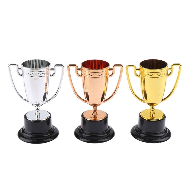 Trofeos de recompensa de plástico para niños, 2 piezas, trofeo de plástico, vasos de premio, suministros escolares