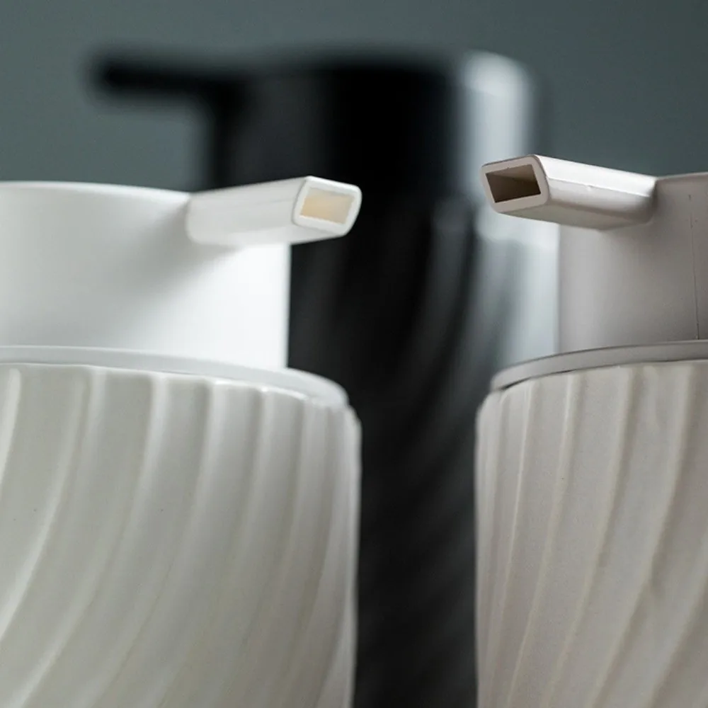 

Керамический мусс, пенящаяся бутылка, пресс, матовые полосы, пузырчатая бутылка с насосом для пены, пустая многоразовая бутылка для дозирования жидкости