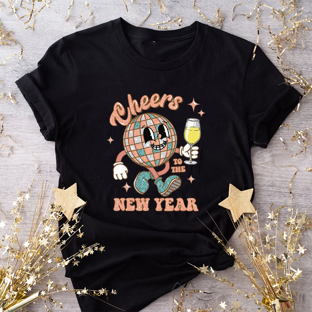 

Happy New Year Retro Shirt Funny New Year Party Women Shirts Hello 2025 Tops Tee Groovy Holiday Shirt 2025 Graphic Tee Outfits