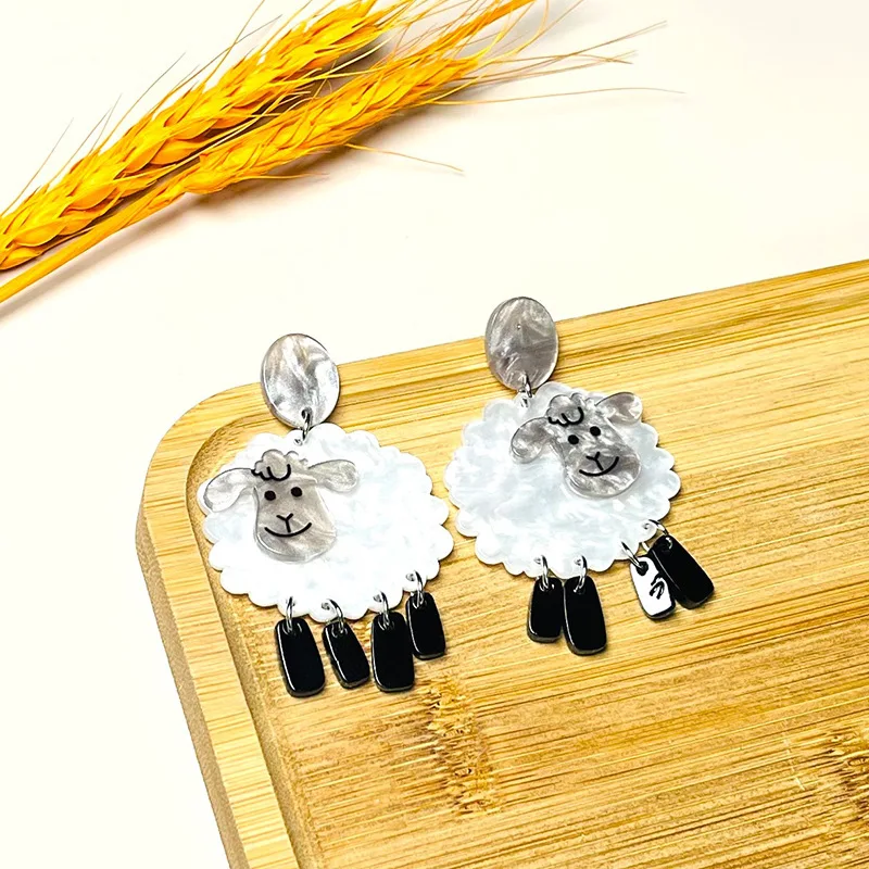 

1 Pair Lovely Sheep Animal Earrings Fashion Female Gift