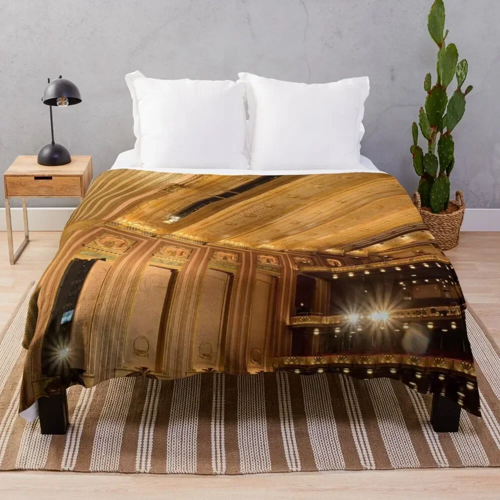 

Lyric Opera House - Chicago Throw Blanket Cozy Throw Blanket for Bed Sofa Chair