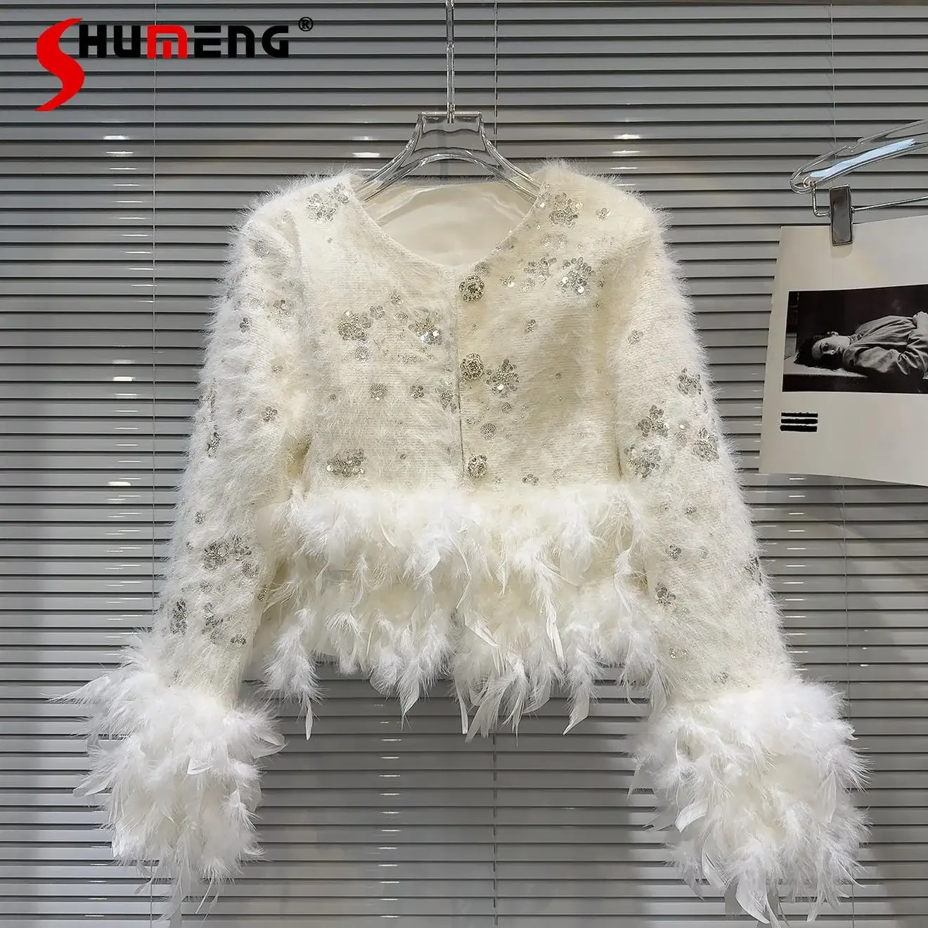 

Women's 2024 Winter New Fashion Socialite Feather Splicing Beads Sequin Mink Velvet Padded Jacket Feminine Long Sleeve Nice Tops