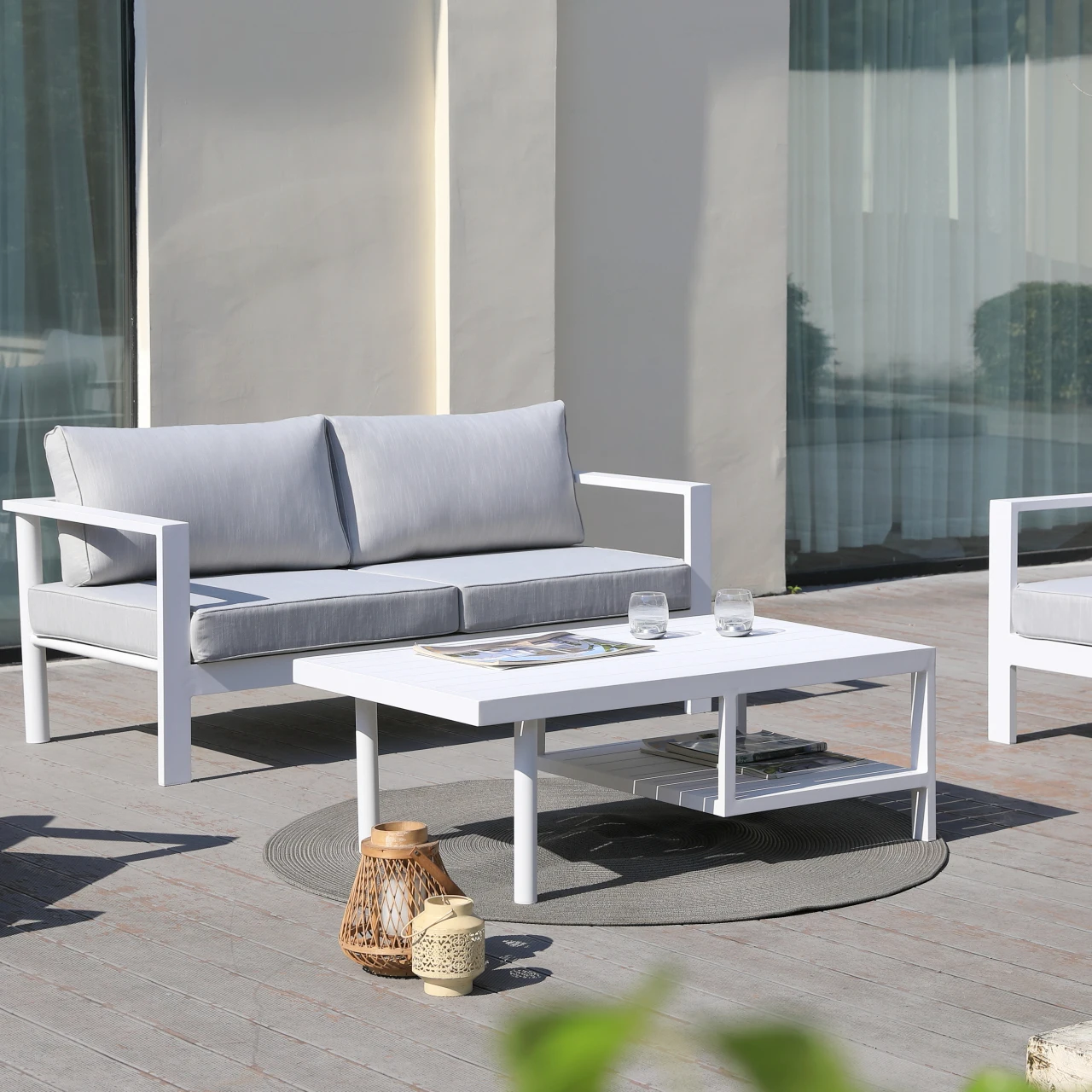 do- Berlin Coffee Table Modern White Charcoal Rectangle Side Table for Patio Outdoor Use