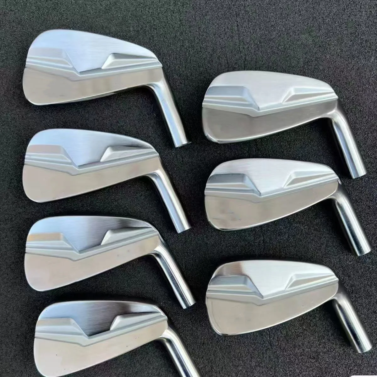 

TLXT-Men's 502 Golf Iron Set Half Blade Forged Iron Set Comes with Headset