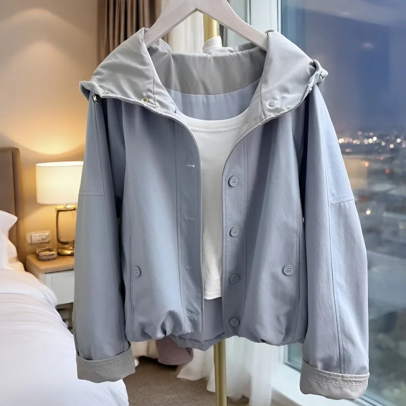 

2026 Spring/Summer New Hot Selling Color Contrasting Hooded Short Single Row Button Coat for Women