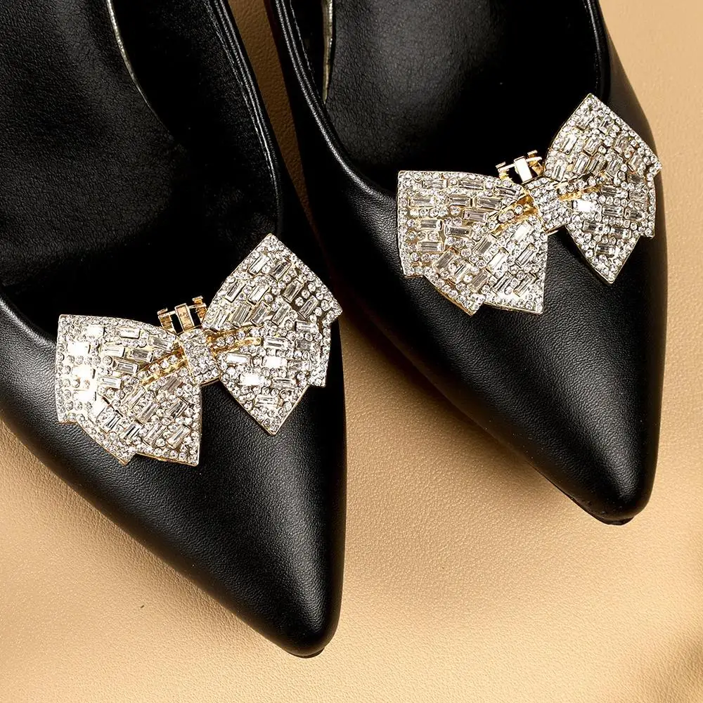 1 قطعة أحذية الزفاف لامعة ديكور الانحناء الأحذية الديكور مقاطع انفصال إبزيم حذاء عالية الكعب اكسسوارات الفتيات الأحذية الحلي