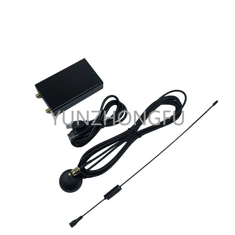 

100KHz-1.7GHz RTL-SDR USB Tuner Receiver RTL2832U+R820T2