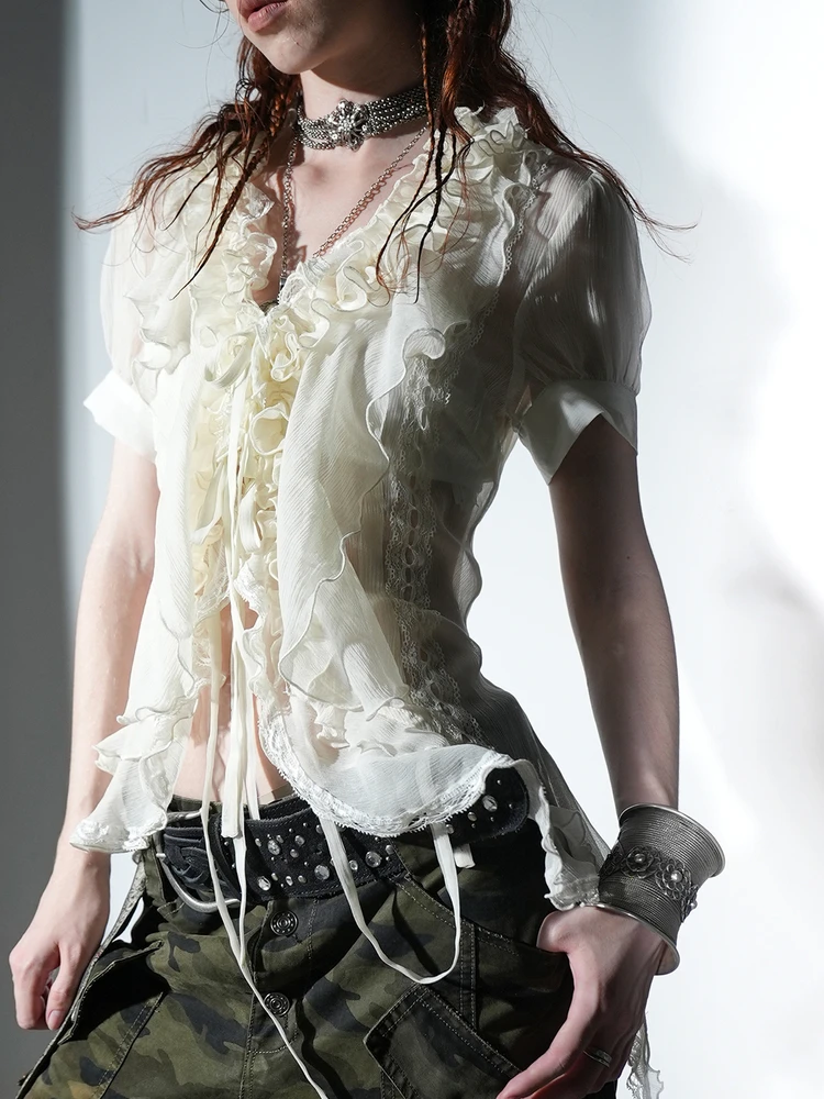 

DoublePunch Spring Summer Original Texture Lace Multi-Layered Hem "Jellyfi" Blouse Irregular Hemline Princ Sve V-Ne...