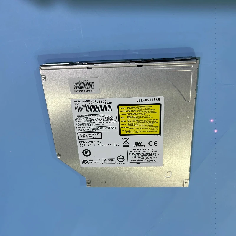 

Для ноутбуков «все в одном» со встроенным BDR-US01FAN. Всасывающий оптический привод, оптический привод Blu-ray